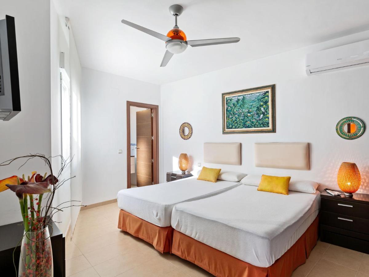 Belvilla By Oyo Apartment In La Herradura La Herradura  Eksteriør billede